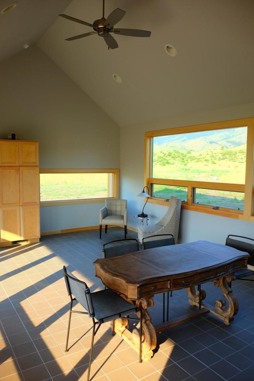 Erik'S Ranch Villa Hoffman Luaran gambar
